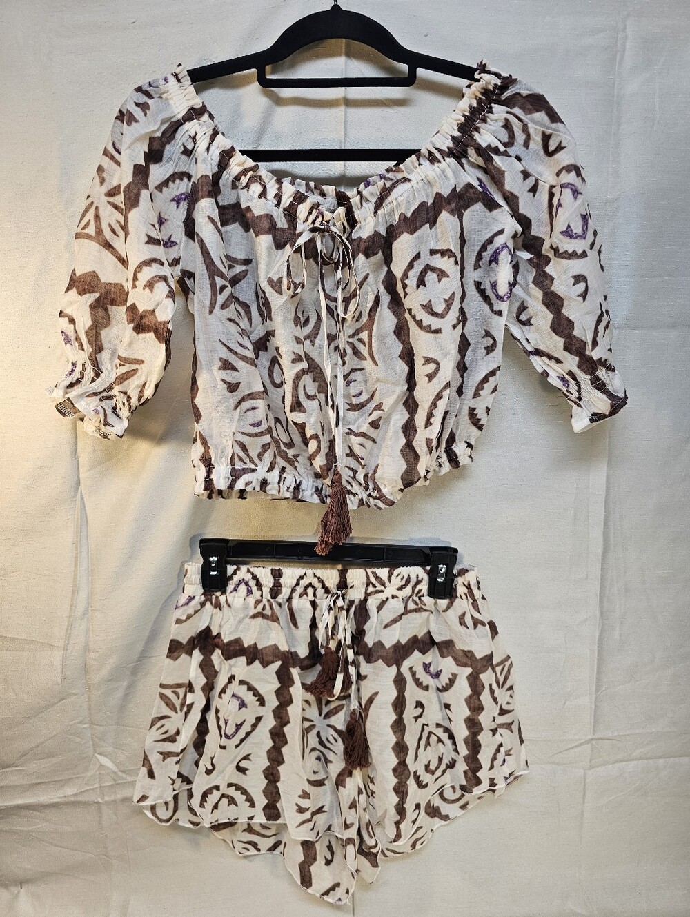 Elan Women's Two-Piece Cream & Brown Printed Off-Shoulder Set Size Large